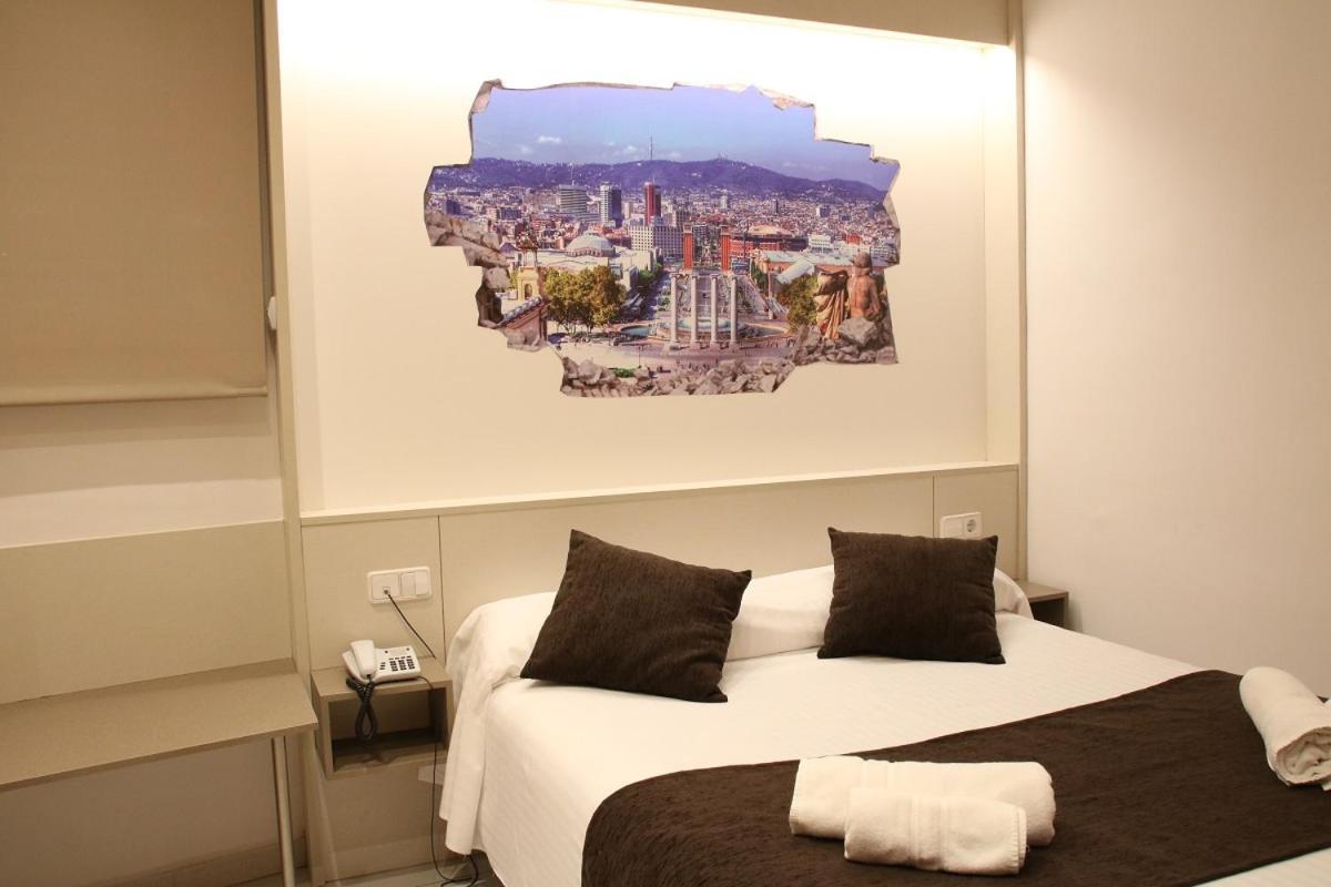 Hotel Travessera Barcelona Exterior photo